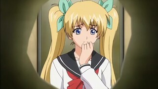 厕所墙上怎么有个洞！