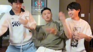 [皮皮虾/487/贺导]我的评价是贺导不如低保夹得好（附贺导拜年）