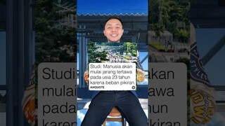 Masuk umur 23 kita jadi JARANG ketawa? Masa sih? Kamu gitu ga? #shorts