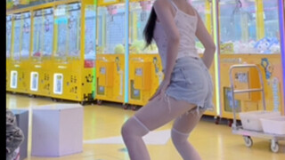 Summer cool little sling, white silk shorts I am the most popular
