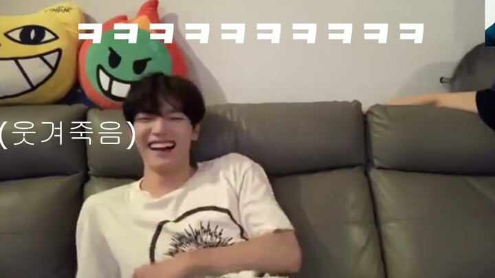 [تايوونغ وداوينغ] يصبحان صادقين أمام العلامات التجارية الشهيرة