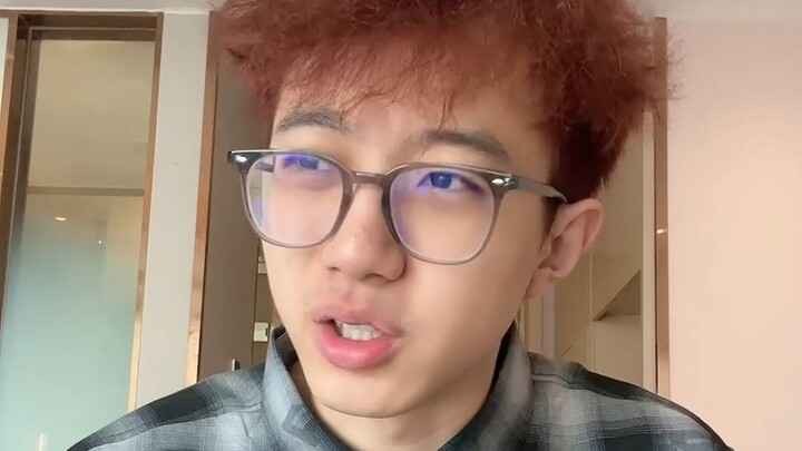 “เดี๋ยวก่อน ฉันไม่คิดว่าฉันเป็นคองอี้จี๋นะ”