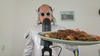 ASMR EATING SOBA NOODLES, SHRIMP & GREEN BEANS + WATCHING PICTURES OF ANIMALS TO