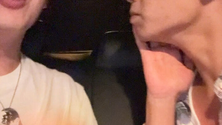 Sopir: Tolong lepaskan saya.