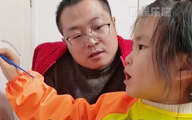 Vài câu bình thản của cô bé đã đẩy độ tổn thương lên mức tối đa — chỉ mấy câu này thôi cũng đủ để mì