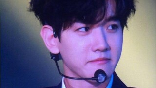 ุจูุงู ุจุงูุณูู ูุชุดุงุฌุฑ ู
ุน ุงููุชูุงุช ุงูู
ุญุจูุจุงุช