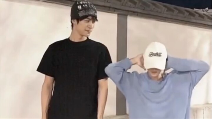 น้องมันยืนตัวแข็งแล้ววว