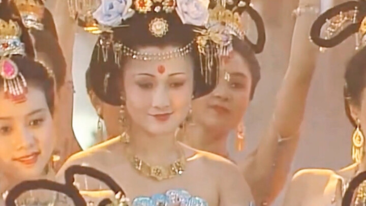 ทั้งคู่เป็นพระสนมของจักรพรรดิ: การแสดงที่ถูกต้อง VS การแสดงที่ผิด