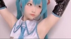 MIKUUUUUUUU