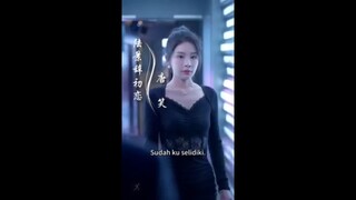 CEO tahan diri 28 tahun tak sentuh wanita malah terpikat pada gadis polos!Dia cinta pertamaku