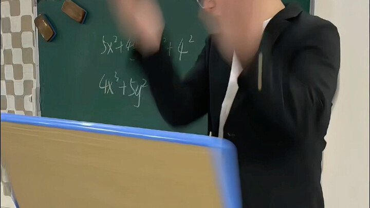 有些个别老师收班费，是为了自己花？