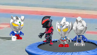 Video Mainan Pendidikan Dini Pencerahan Anak: Mini Ultraman mengerti bahwa dia tidak bisa memberikan