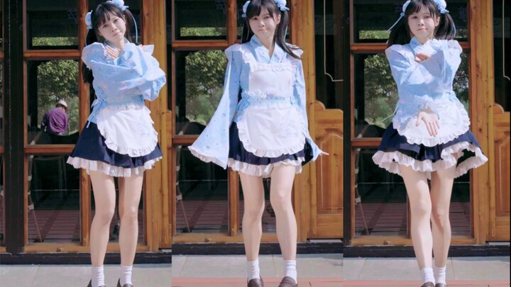 The little blue maid is so cute when she jumps upヽ(´o｀；