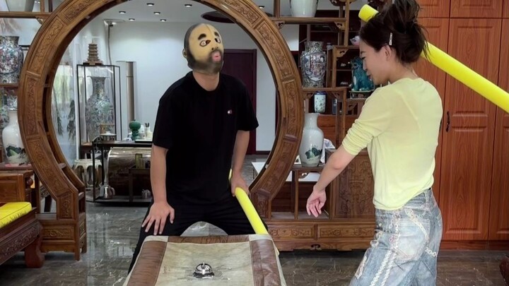 Permainan kecil memukul bel yang seru telah hadir~