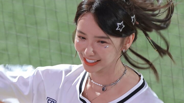 Sudut pandang Tuhan benar-benar keren banget!