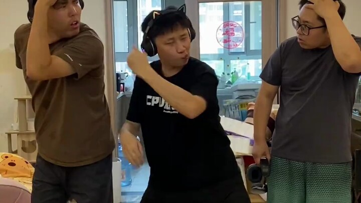 เกมสายลับดนตรีหอพัก! สายลับนี่มันน่าสับสนจริงๆ!
