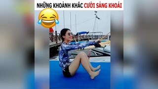 Những khoảnh khắc cười sảnh khoái