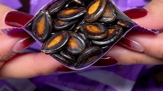 #เมล็ดแตงโมรสมะม่วงแห้ง ลองสังเกตรายละเอียดดูสิ คุณรู้ไหมว่ามันเผยข้อมูลอะไรบ้าง? #แนะนำขนม