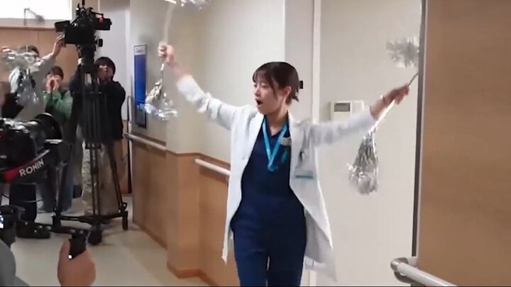 คันนะจังเต้นฉลองวันเกิดปีที่ 27 แบบคนร่าเริง 😆🎉🎂