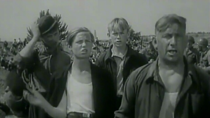 Italians humiliate Soviet prisoners of war. Soviet people sing "The Internationale" 1964