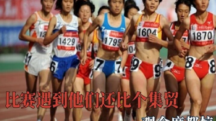 Gặp họ trong thi đấu còn dễ hơn cả đi chợ, gặp họ trong thi cử thì đúng là tối tăm mặt mày, khán giả