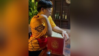 พวกเธอฟังฉัน มาฉันจะแบ่งเค้กเอง จบไหม 55555 ครูสายฮา