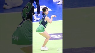 씰룩씰룩 댄스 귀엽네ㅋㅋㅋ 이다혜 치어리더 #李多慧 Lee Dahye