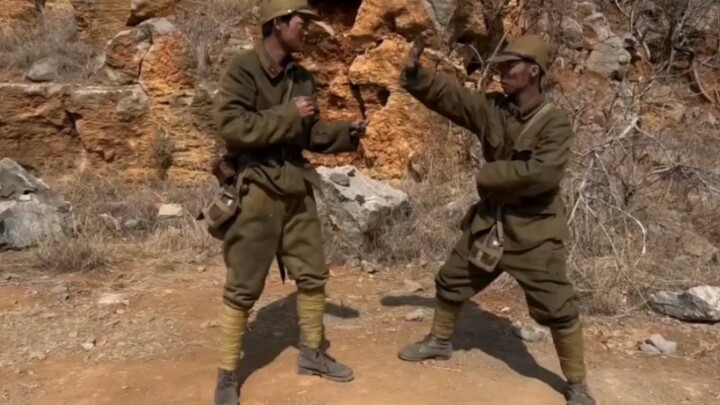 «أخيرًا فهمت لماذا كان يكفي في العصور القديمة بضربة أو اثنتين لمعرفة المدرسة!»