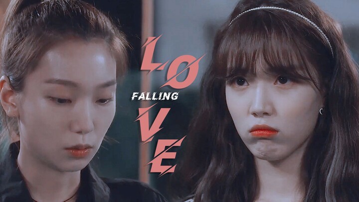 Thỏ trắng tâm cơ × Chàng trai thẳng thắn quyến rũ | Xu Zhiwan × Yoon Ryeol ▷ Bạn thanh mai trúc mã |