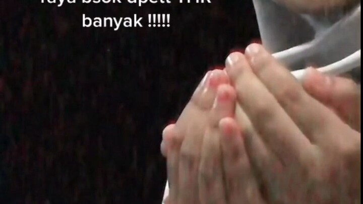 moga-moga dapet THR banyak