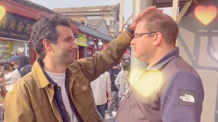 เมื่อชาวต่างชาติสอนชาวต่างชาติ