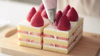 Strawberry Shortcake by HidaMari Cooking