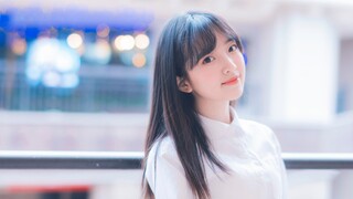 Bạn gái ánh nắng thuần khiết của anh đang online