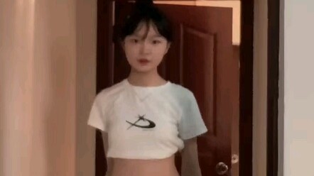 07 High school students dance to antifragile