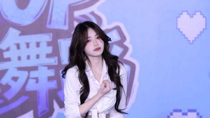 【ฟาฟา】คุณหมอคะ หน้าอกฉันเจ็บมากเลย～【ddd-exid】