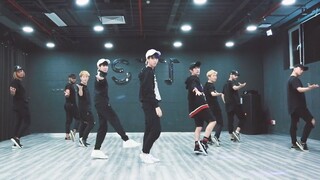 当TFBOYS跳创造营2020主题曲《你最最最重要》时