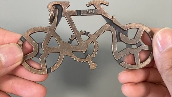 นี่คือล็อกจักรยานแบบเขาวงกต ไม่ได้เล่นมานานแล้ว!