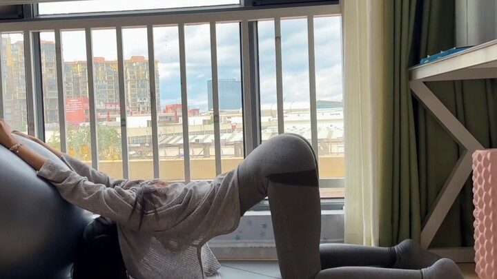 สะโพกเด้ง น้อยคำ พลิ้วอารมณ์