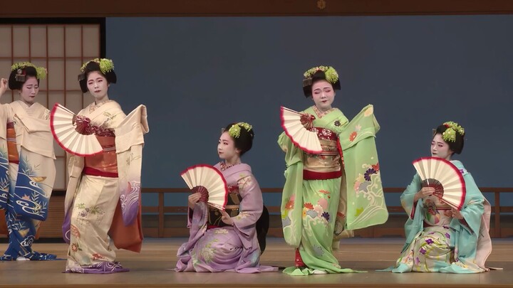 【عالي الدقة】 العرض المشترك لراقصات جياوشي والمايكو في شارع ووهوا 2022