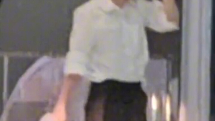 【Yoon Jae Hyuk】ไอดอลที่มีหุ่นดีใส่สูทเพื่อฉัน