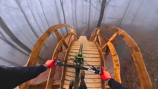 "I often wonder, what kind of people could possibly enjoy this kind of atmospheric vibe?"