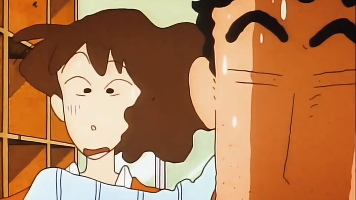 Anh chàng này có vẻ là một ông chủ lớn.