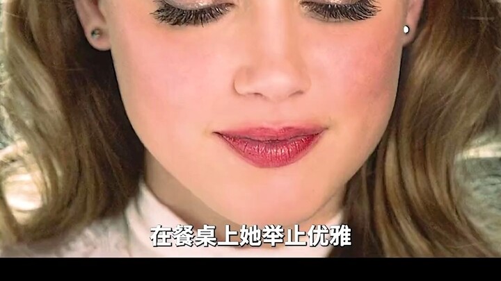 Wanita ini cukup kejam, cewek “teh hijau” klasik bertarung 1 lawan 3 pria