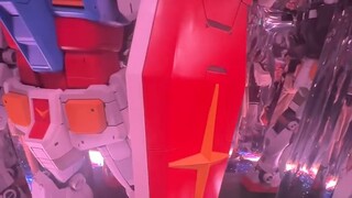 Lalaport Gundam Base has been upgraded. Brother Cat will show you how to experience it.