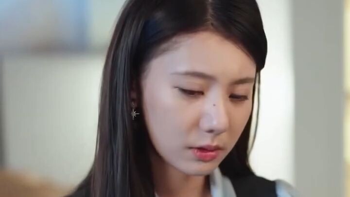 Gadis bisu yang cantik