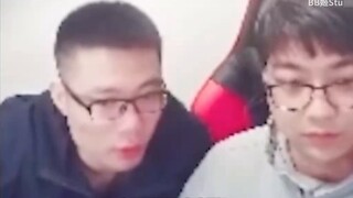 ผู้ประกาศข่าวที่โด่งดังจากการเล่นเกมกับลูกๆ อาศัย PUA และความสมจริงแบบออฟไลน์เพื่อบังคับให้ลูกชายของ