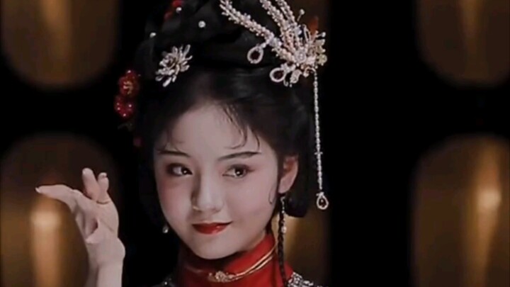 How I Looked at School in April vs. How I Looked on the Runway