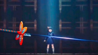 At the end of the story, Yiyong reached out and caught the butterfly...