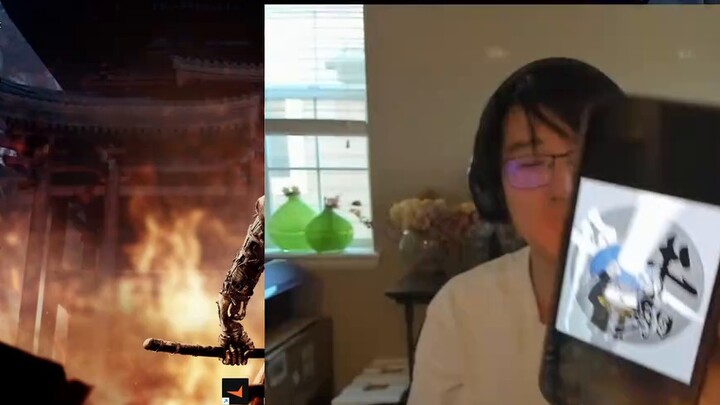 Pingzi: Tahun ini BW punya perlengkapanku. Bagian atas kepala boneka bisa dibuka, dan ada mata bante