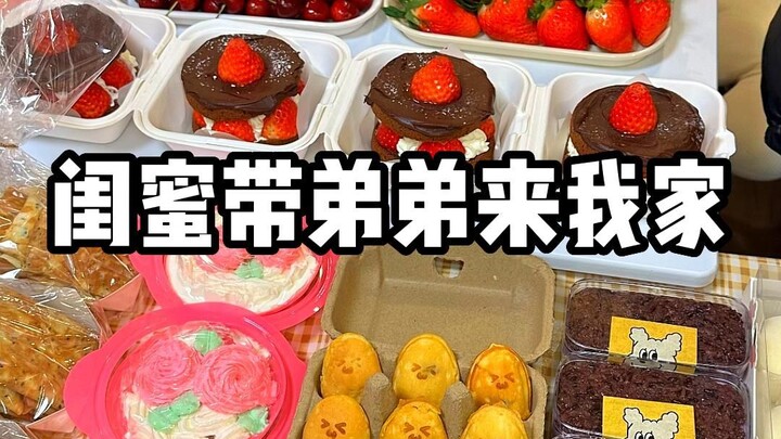 Hari ini sahabatku mengajak adiknya ke toko camilanku untuk nongkrong bareng. Dia bahkan bikin dua k